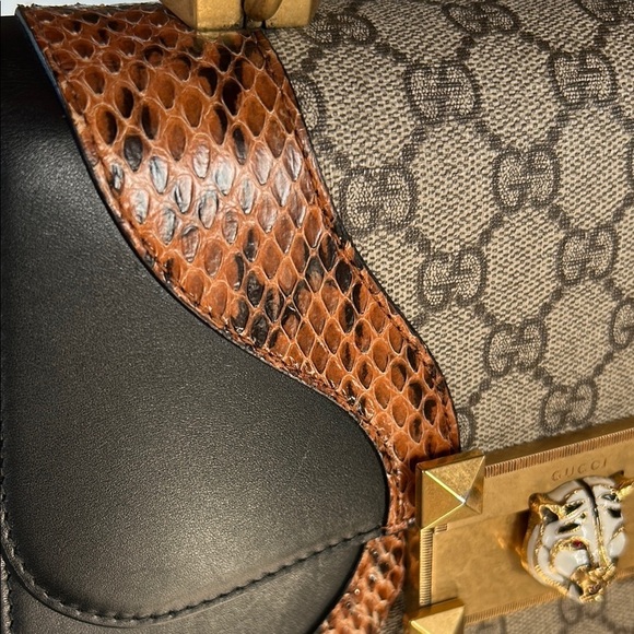 GUCCI Medium GG Supreme Osiride Python Trim Top Handle Bag - Picture 8 of 16